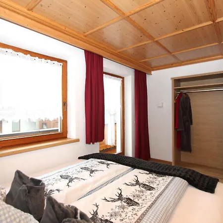 Apartment Anita-3 By Interhome Zellberg